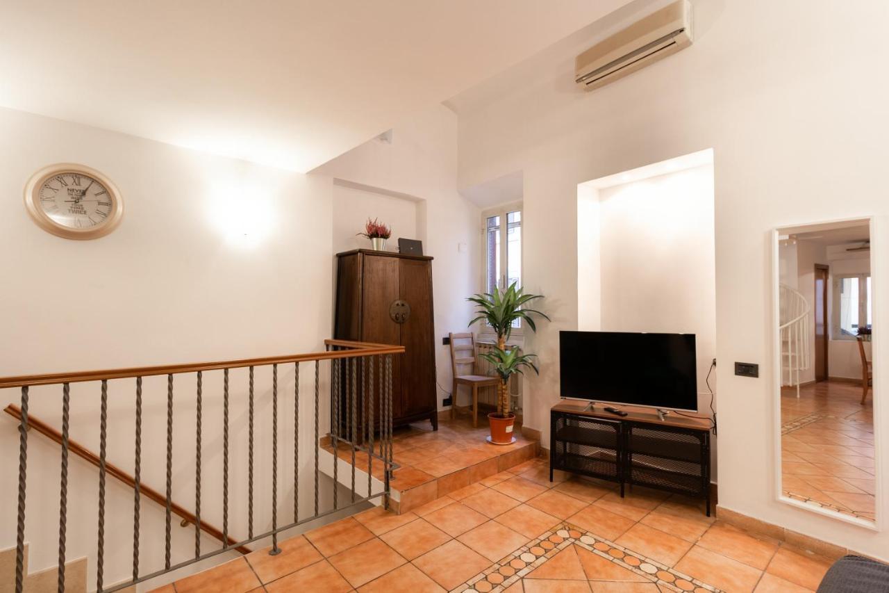 Trastevere Four Seasons Trilussa 1 Roma Exterior foto